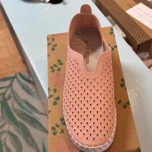 Ilse Jacobsen Tulip brand new slip on loafers in adobe rose color size 38